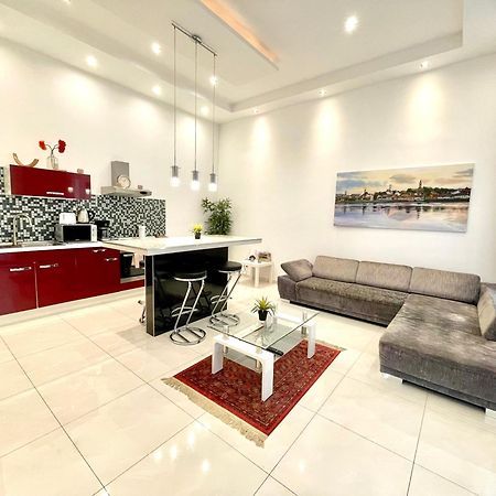 Amazing Swedish 3 Rooms Apartment In The City Center Budapest Extérieur photo
