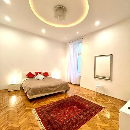 Amazing Swedish 3 Rooms Apartment In The City Center Budapest Extérieur photo