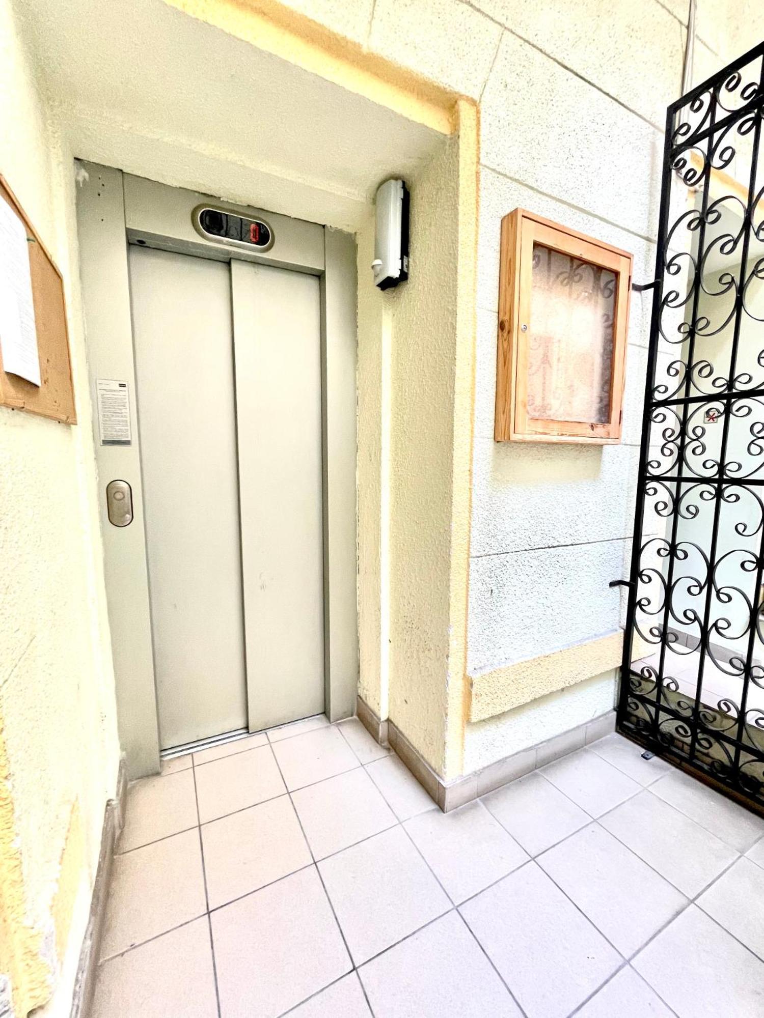 Amazing Swedish 3 Rooms Apartment In The City Center Budapest Extérieur photo
