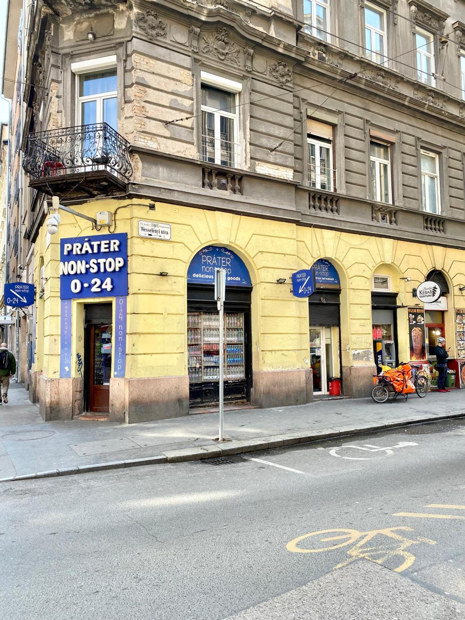 Amazing Swedish 3 Rooms Apartment In The City Center Budapest Extérieur photo